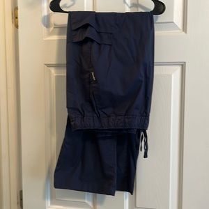 Landau XLG scrub pants with lots of pockets navy blue never worn